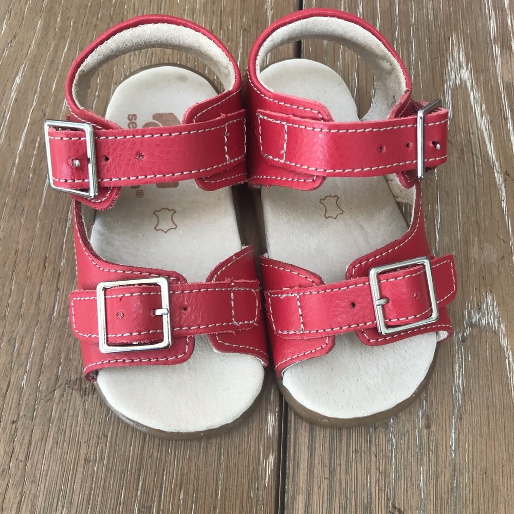 See Kai Run sandals size 6
